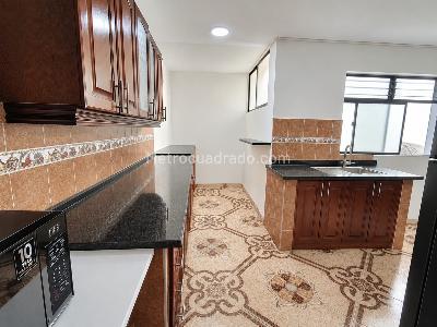 Apartamento de 4 alcobas en venta en Obrero, Bello, 113 m² · foto 2 de 19