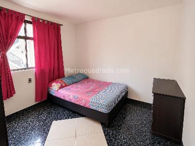 Apartamento de 4 alcobas en venta en Obrero, Bello, 113 m² · foto 9 de 19