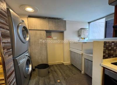Apartamento de 3 alcobas en venta en Loma De Los Bernal, Medellín, 72 m² · foto 6 de 19
