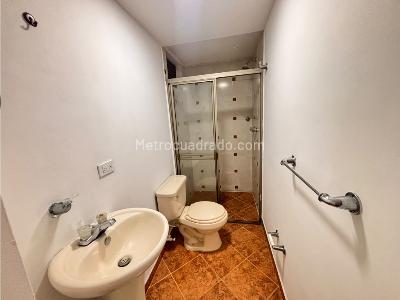 Apartamento de 2 alcobas en venta en Restrepo Naranjo, Sabaneta, 84 m² · foto 11 de 11