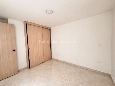 Apartamento de 2 alcobas en venta en Restrepo Naranjo, Sabaneta, 84 m² · foto 6 de 11