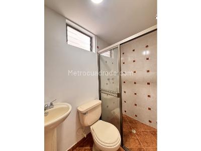 Apartamento de 2 alcobas en venta en Restrepo Naranjo, Sabaneta, 84 m² · foto 8 de 11