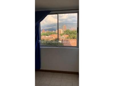 Apartamento de 3 alcobas en venta en La Floresta, Medellín, 65 m² · foto 2 de 20