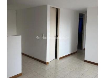 Apartamento de 3 alcobas en venta en La Floresta, Medellín, 65 m² · foto 9 de 20