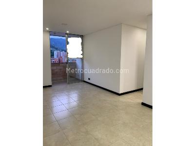 Apartamento en venta en Belen Loma De Los Bernal, Medellín · foto 2 de 13