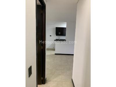 Apartamento en venta en Belen Loma De Los Bernal, Medellín · foto 7 de 13