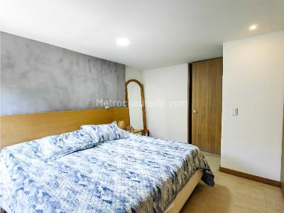 Apartaestudio en venta en Loma Del Indio, Medellín, 60 m² · foto 18 de 20