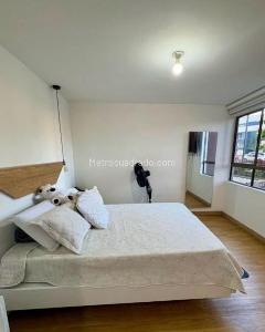 Apartamento en venta en Belen Loma De Los Bernal, Medellín · foto 12 de 14