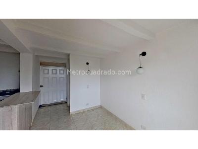 Apartamento en venta en Robledo Pajarito, Medellín · foto 3 de 12