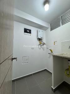 Apartamento en venta en Belen Loma De Los Bernal, Medellín · foto 3 de 8