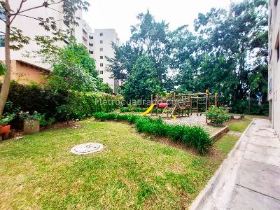 Apartamento de 4 alcobas en venta en El Poblado La Florida, Medellín, 145 m² · foto 20 de 20