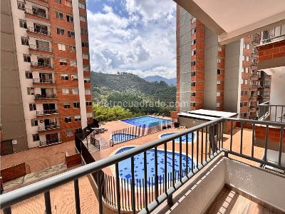 Apartamento de 3 alcobas en venta en Loma De San Jose, Sabaneta, 57 m² · foto 8 de 20