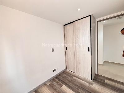 Apartamento de 3 alcobas en venta en Loma De San Jose, Sabaneta, 57 m² · foto 16 de 20