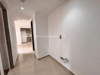 Apartamento de 3 alcobas en venta en Loma De San Jose, Sabaneta, 57 m² · foto 17 de 20