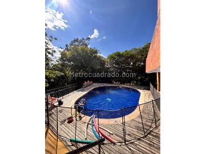 Apartamento de 3 alcobas en venta en El Poblado, Medellín, 133 m² · foto 8 de 20
