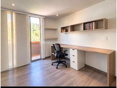 Apartamento de 3 alcobas en venta en El Poblado, Medellín, 133 m² · foto 19 de 20