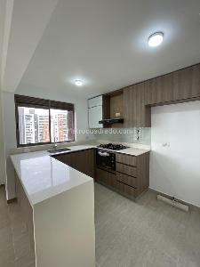 Apartamento de 2 alcobas en venta en Belen Loma De Los Bernal, Medellín, 84 m² · foto 2 de 13