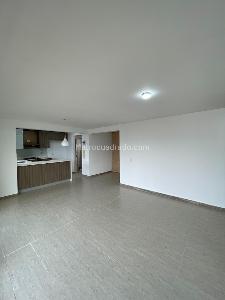 Apartamento de 2 alcobas en venta en Belen Loma De Los Bernal, Medellín, 84 m² · foto 3 de 13