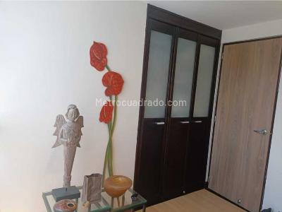 Apartamento en venta en Loma De Los Bernal, Medellín · foto 17 de 19