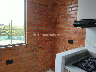 Apartamento en venta en La Almeria, Medellín · foto 5 de 17