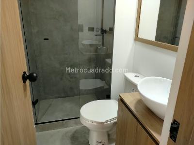 Apartamento en venta en La Almeria, Medellín · foto 6 de 17