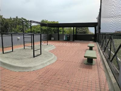 Apartamento en venta en La Almeria, Medellín · foto 14 de 17