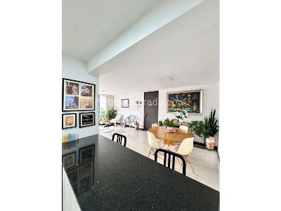 Apartamento en venta en Loma De Los Bernal, Medellín · foto 7 de 20