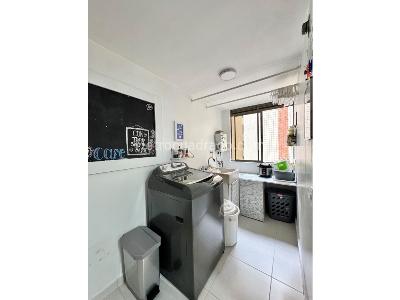 Apartamento en venta en Loma De Los Bernal, Medellín · foto 9 de 20