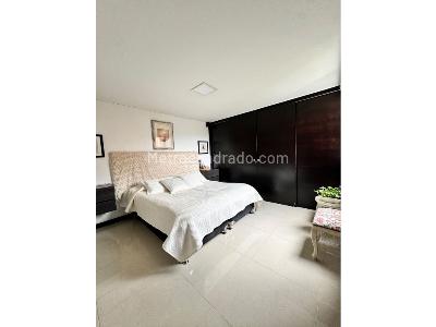 Apartamento en venta en Loma De Los Bernal, Medellín · foto 16 de 20