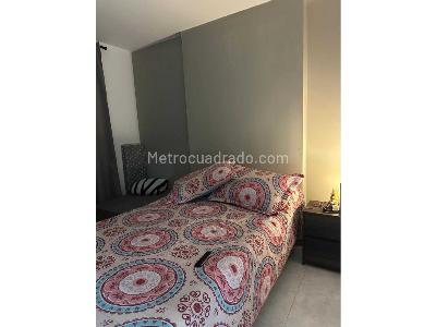 Apartamento de 1 alcoba en venta en Loma De Los Bernal, Medellín, 38 m² · foto 13 de 17