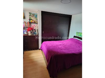 Apartamento en venta en Loma De Los Bernal, Medellín · foto 4 de 20