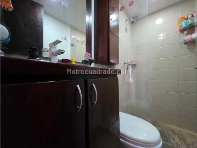 Apartamento en venta en Loma De Los Bernal, Medellín · foto 11 de 20