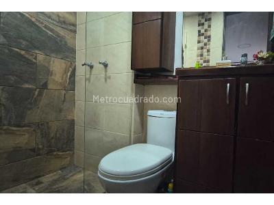 Apartamento en venta en Loma De Los Bernal, Medellín · foto 3 de 20