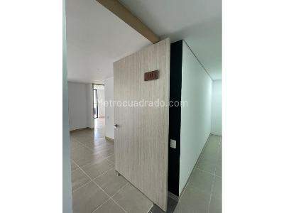 Apartamento en venta en Loma De Las Brujas, Envigado · foto 2 de 20