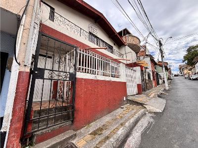 Casa de 4 alcobas en venta en Buenos Aires, Medellín, 153 m² · foto 2 de 18