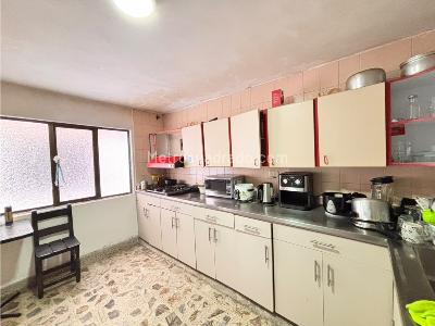 Casa de 4 alcobas en venta en Buenos Aires, Medellín, 153 m² · foto 5 de 18