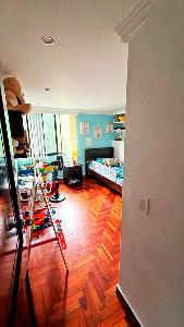 Apartamento de 5 alcobas en venta en Laureles, Medellín, 280 m² · foto 9 de 16