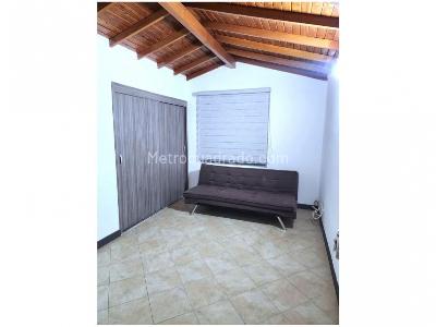 Casa de 3 alcobas en venta en La Pilarica, Medellín, 130 m² · foto 5 de 11