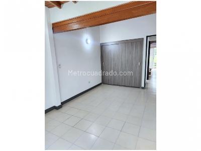 Casa de 3 alcobas en venta en La Pilarica, Medellín, 130 m² · foto 9 de 11