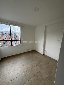Apartamento de 2 alcobas en venta en Belen Loma De Los Bernal, Medellín, 68 m² · foto 12 de 18
