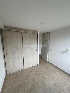 Apartamento de 2 alcobas en venta en Belen Loma De Los Bernal, Medellín, 68 m² · foto 15 de 18