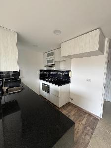 Apartamento de 2 alcobas en venta en Belen Loma De Los Bernal, Medellín, 68 m² · foto 2 de 18