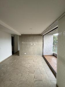 Apartamento de 2 alcobas en venta en Belen Loma De Los Bernal, Medellín, 68 m² · foto 7 de 18