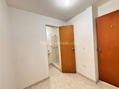 Apartamento de 4 alcobas en venta en Loma Del Indio, Medellín, 80 m² · foto 14 de 20