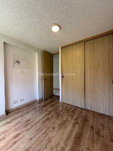 Apartamento de 3 alcobas en venta en Belen Loma De Los Bernal, Medellín, 80 m² · foto 9 de 15