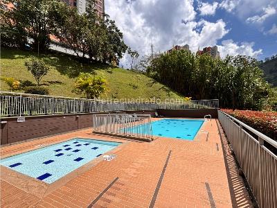 Apartamento de 3 alcobas en venta en El Chigui, Envigado, 67 m² · foto 5 de 20