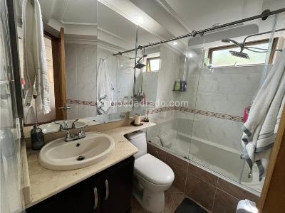 Apartamento en venta en El Poblado, Medellín · foto 9 de 13