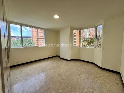 Apartamento en venta en El Poblado, Medellín · foto 13 de 15