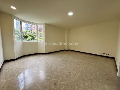 Apartamento en venta en El Poblado, Medellín · foto 7 de 15