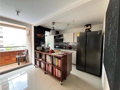 Apartamento de 2 alcobas en venta en Santa Ana, Bello, 54 m² · foto 2 de 20